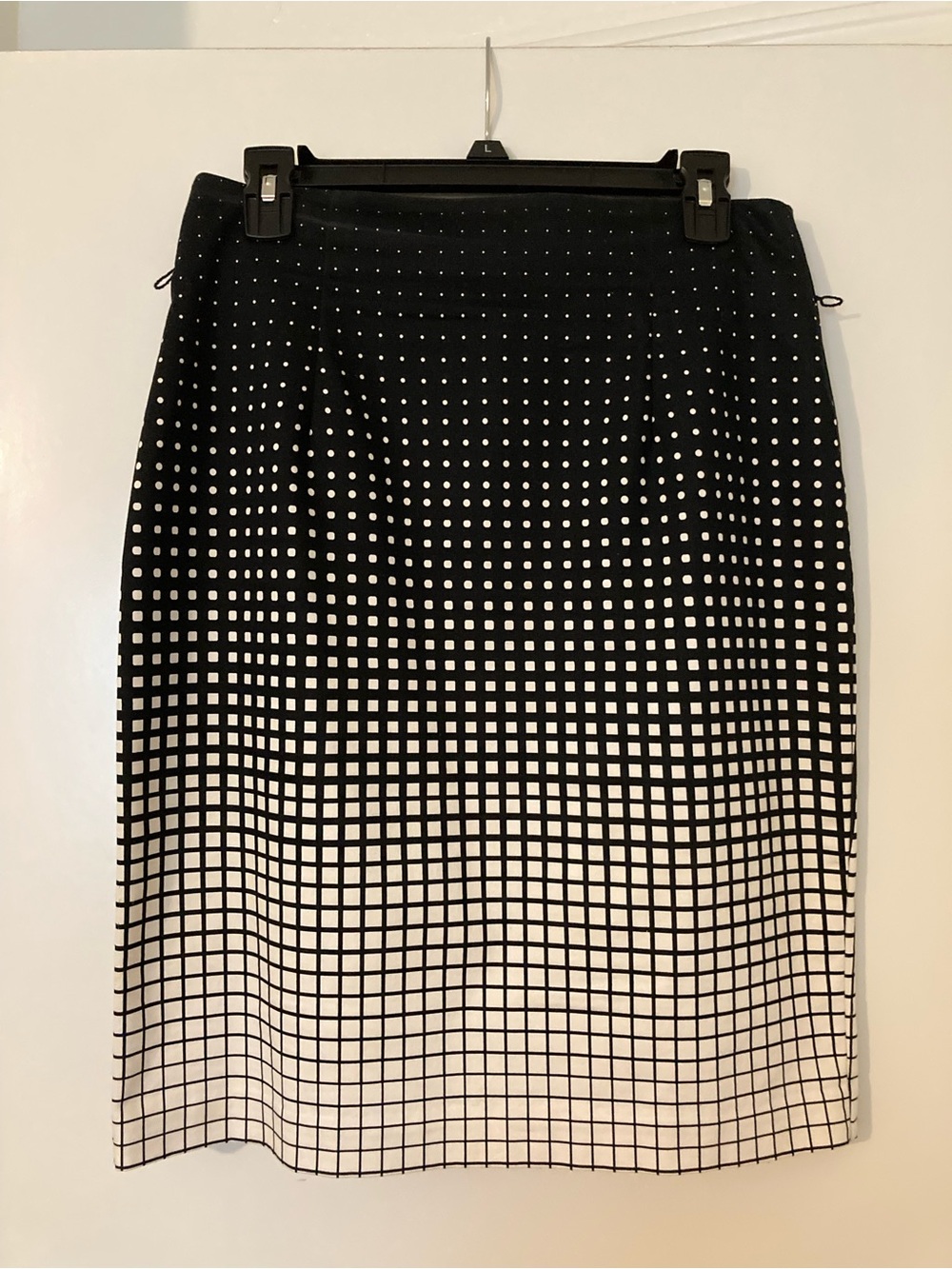 Worthington Black and White Gradient Grid Pencil Skirt